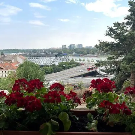 旅馆 House1 布拉迪斯拉发