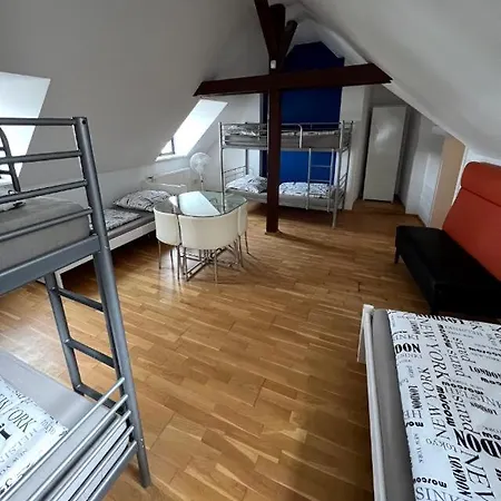 House1 Albergue