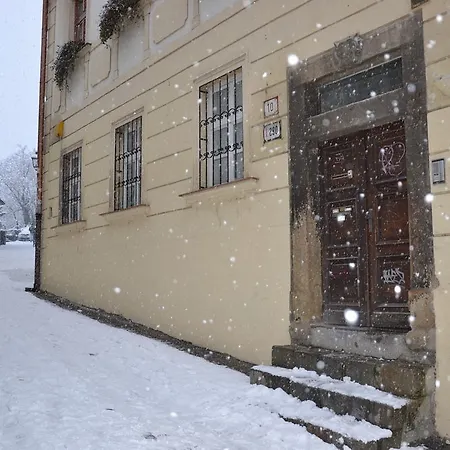 Albergue House1